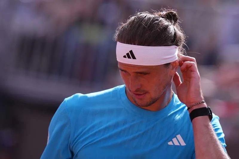วิเคราะห์สถานการณ์ Alexander Zverev: จะลงชิงชัยใน Hamburg หรือเลือกพักเพื่อรายการใหญ่?