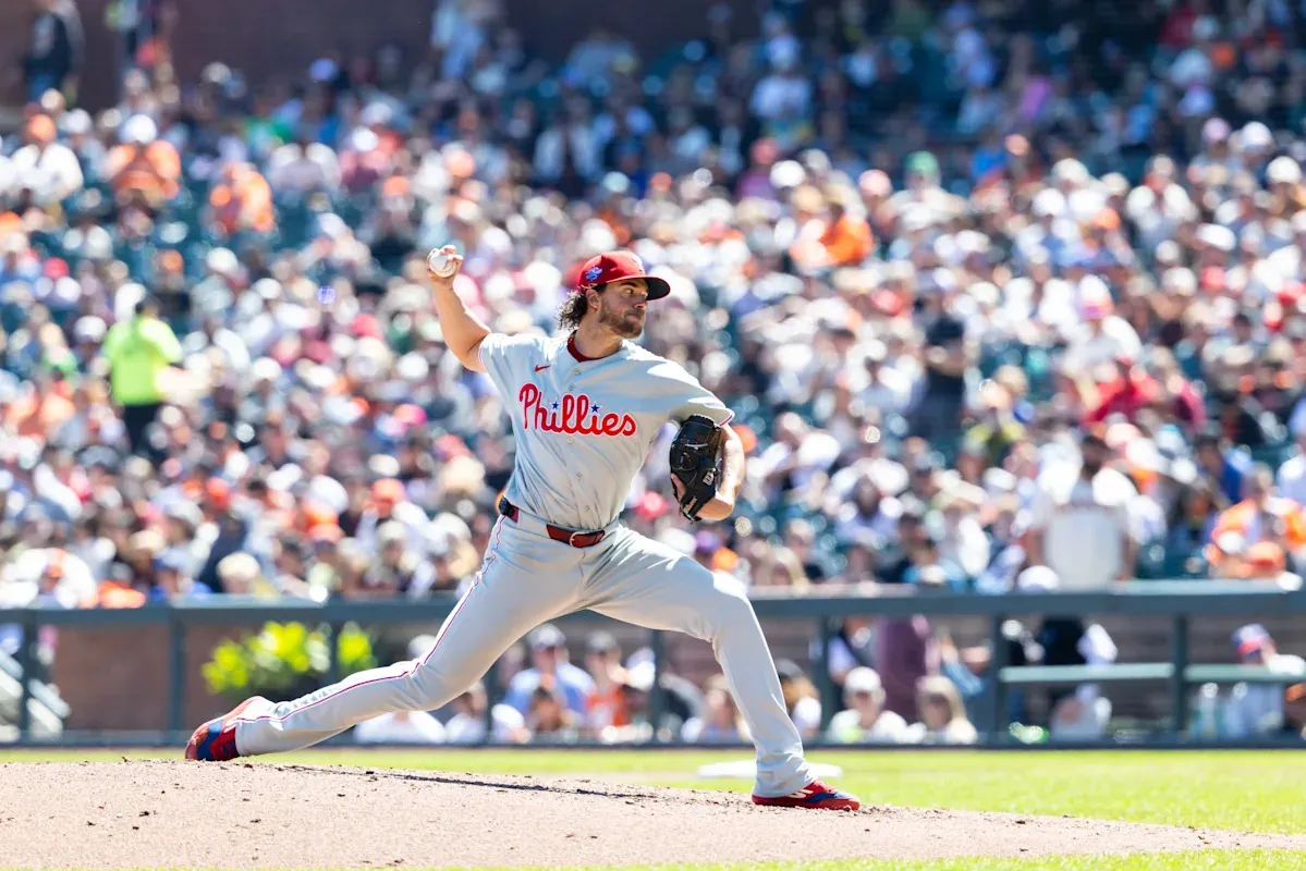 วิเคราะห์งบประมาณสนาม: Phillies บุกรัง Cubs — การตรวจสอบประสิทธิภาพสินทรัพย์ในเกมแรก