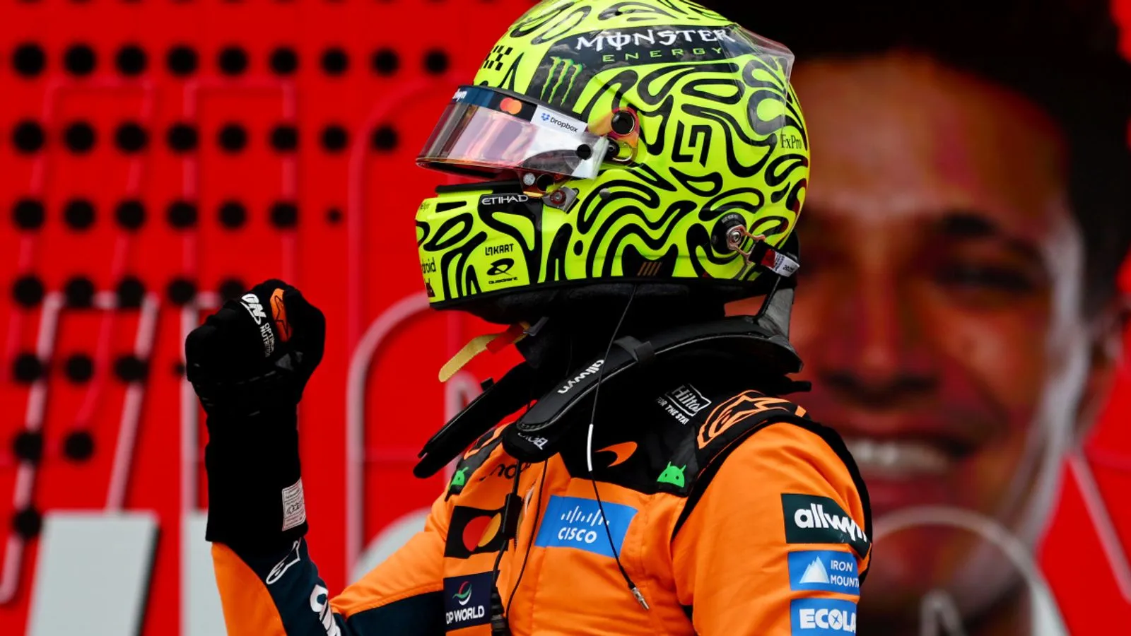 รายงานวิเคราะห์ Miami GP Sprint: ประสิทธิภาพเชิงลอจิสติกส์ของ McLaren และความล้มเหลวในการควบคุมขอบเขตสนามของ Mercedes
